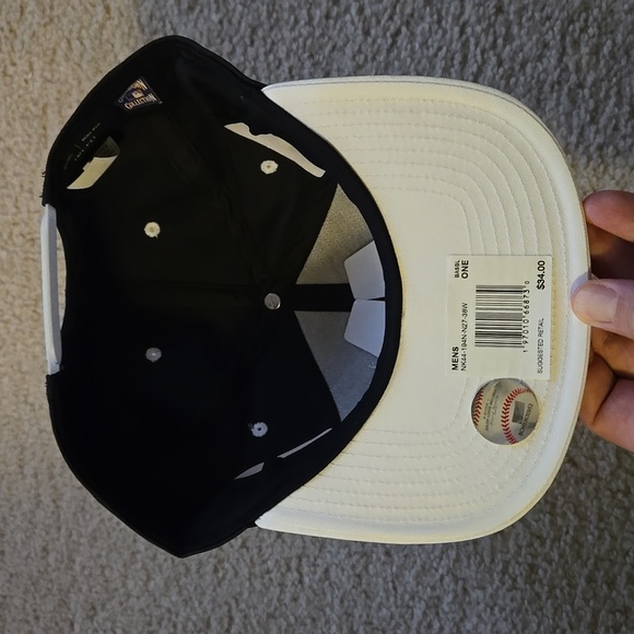 New York Yankees Nike Snapback - Picture 7 of 7